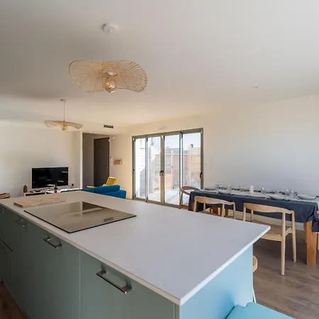 Semesterbostad Maison Neuve Proche Océan, Terrasse, Parking, 8 Pers - Fr-1-319-585 *